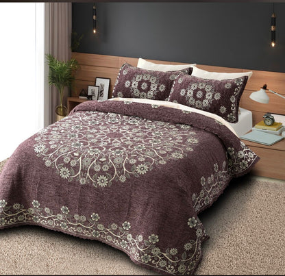 Luxury Velvet Double Bed Blanket / Razai – King Size Heavy Winter Quilt with Elegant Floral Design