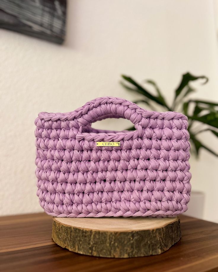 Handmade Lavender Crochet Handbag | Elegant Mini Tote Bag for Women